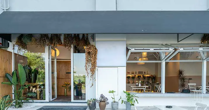 cafe-elegante-na-rua2 Caça vazamento em empresas